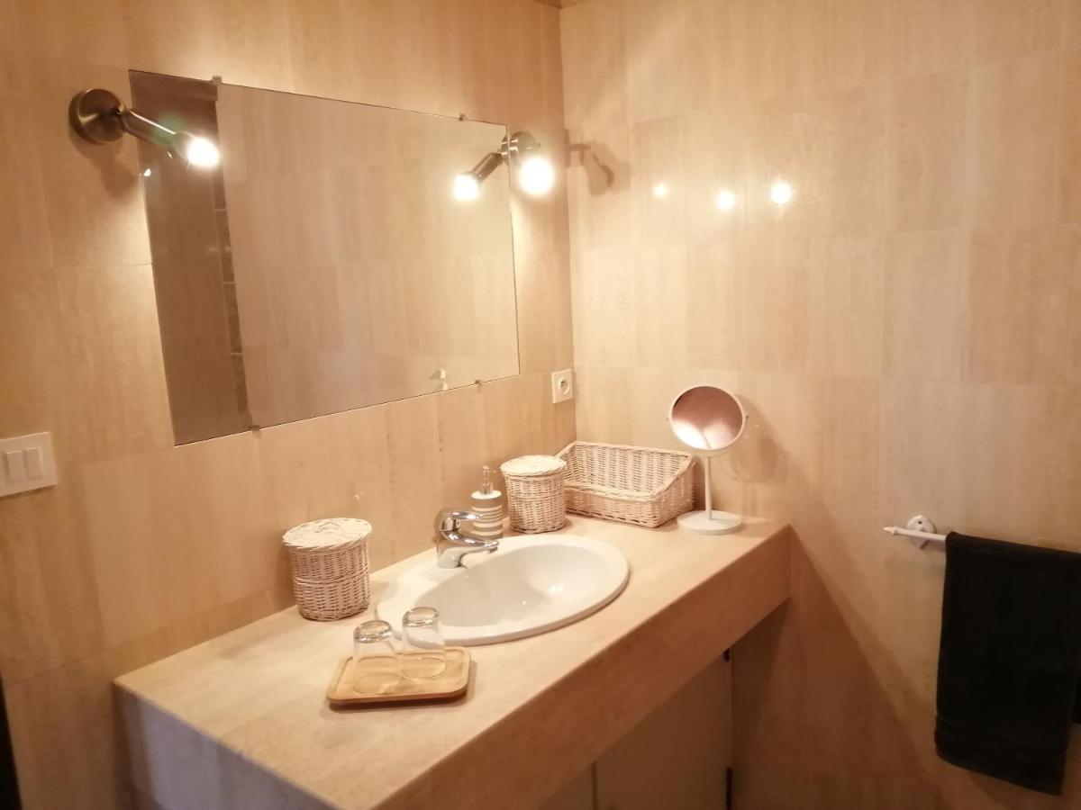 Le Chai De La Rose Spa Et Seances Bien Etre Doué-la-Fontaine Kültér fotó